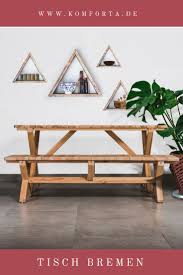 Die Gartenmobel Aus Holz Vonkomfort De Unterscheiden Sich Durch Ein Besonderes Erscheinungsbild Diedekorativen Eigens Gartenmobel Gartenmobel Holz Gartentisch