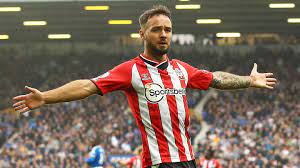 Man united take on southampton on sunday in their second premier league match of the season. Rvx Roukhac4cm