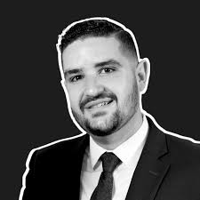 Former Google CEO Eric Schmidt Buys Spelling Manor: Real Estate Trends &  Investment Insights