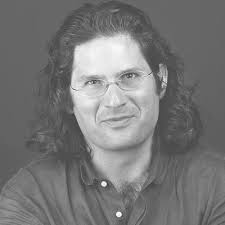 Proud to see my incredible wife Stephanie Zhan giving Bloomberg an  excellent overview of Sequoia Capital's AI investing.