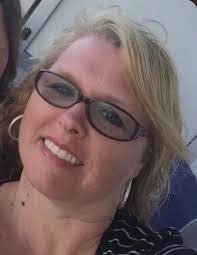 Amanda Buse's Instagram, Twitter & Facebook