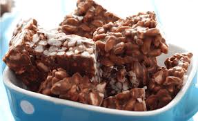 Chocolats Pralines Au Riz Souffle La Recette Facile Culture Crunch Riz Souffle Recette Riz Souffle Recette Dessert
