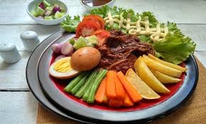 Menu berbuka puasa yang sehat dan dapat meningkatkan stamina tubuh adalah sop ayam. 7 Aneka Menu Buka Puasa Untuk Diet Sehat Yang Ampuh Dan Nikmat