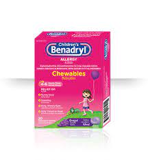 If it's a liquid form with a concentration of 12.5 mg/5 ml, it's recommended to give your cat 4 ml of benadryl liquid. Benadryl Dosage Charts For Infants And Children