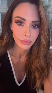 Jeanine Bowers's Instagram, Twitter & Facebook