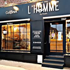 L'homme Coiffeur Barbier