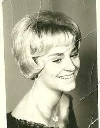 名前。生年。死亡年。「Find a Grave」 メモリアル