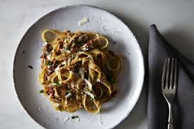 Jen S Improved Chicken Liver Ragu Recipe On Food52 Recipe In 2020 Autumn Pasta Recipes Chicken Livers Liver Recipes