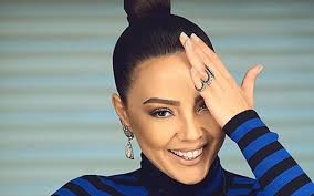 Nihal candan estetiksiz hali i̇le şoke etti! Ebru Gundes In Makyajsiz Hali