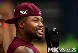 I'll come back to the KBO League and show you how I play."Before Kiwoom  Heroes' foreign hitter Ronn..