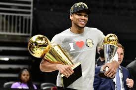 Giannis Antetokounmpo Had One Of The Best Finals Close Out Games Of All Time Pounding The Rock