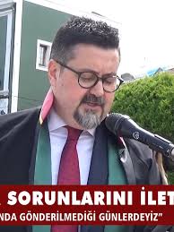 Avukatlar sorunlarını iletti Edirne'de 5 Nisan Avukatlar Günü, düzenlenen  törenle kutlandı. Edirne Baro Başkanı Av. Gökhan Karakoç, “Adli yardım  ödeneklerinin haklı tüm taleplerimize rağmen zamanında ...