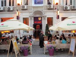 Special projects curator colin wiggins walks you through the life and work of vincent van gogh, from the bright colours of 'sunflowers' to his battles with. Inchiriere Birouri Centru Vechi Grand Cafe Van Gogh Bucuresti Birouri Info 1019