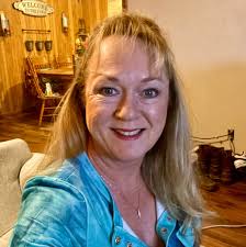 Family thanks community for supporting kids' door to door work