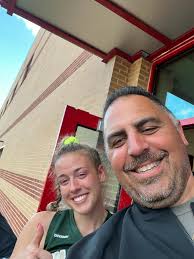 Emily Jackson (@EmilyJa76953200)