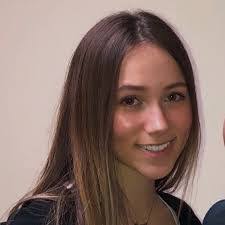 Perla Arriola's Instagram, Twitter & Facebook