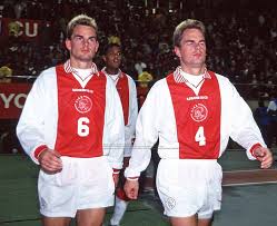 O jogador disse através das redes sociais que tudo correu bem e quer voltar aos relvados o mais rapidamente possível. Lembra Deles Gemeos Holandeses Frank E Ronald De Boer Completam 50 Anos Tnh1