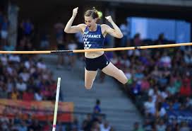 Trouvez les saut à la perche féminin images et les photos d'actualités parfaites sur getty images. L Entraineur De Ninon Guillon Romarin Fait Le Point Sur La Saison De Perche Feminine Bourges 18000