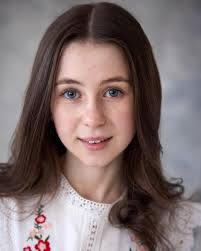 Katelyn Downey's Instagram, Twitter & Facebook