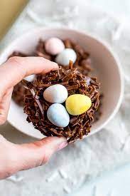 No Bake Chocolate Coconut Nests Only 3 Ingredients Eating Bird Food Recipe In 2021 Coconut Nest Chocolate Coconut Easy Easter Treats