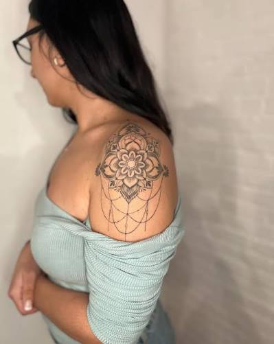 Mandala-inspired shoulder cap for Aleksandra ✨ - #shouldertattoo #mandalatattoo #finelinetattoo #art #rocklandcountyny #orangecountytattoos #nytattoos #hudsonvalleyart #nyctattoos #thankful