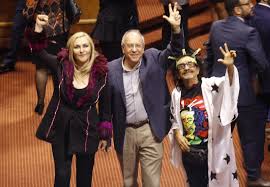 Pamela jiles moreno (november 30, 1960) is a chilean journalist. Chile Neue Abgeordnete Von Frente Amplio Treten Ihr Amt An