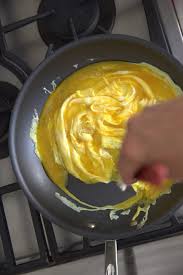 Perfectly Fluffy Olive Oil Scrambled Eggs