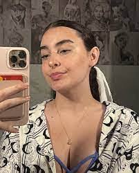 Yolanda Barfield's Instagram, Twitter & Facebook