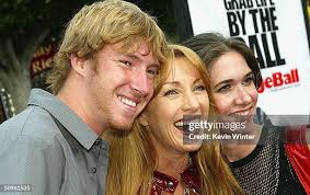 Actor Jamal Duff attends the world premiere of the Twentieth Century...  News Photo
