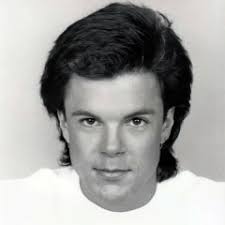 Artist: Joe Pasquale