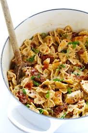 Creamy Pasta With Chicken And Sun Dried Tomatoes Gimme Some Oven Recipe Creamy Pasta Recipes Easy Chicken Dinners