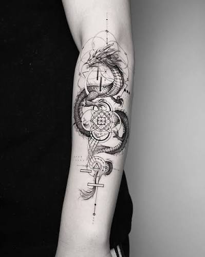 Geometric Dragon Piece Thank you, Jordan!! #dragontattoo #dragongeometrictattoo #geometrictattoo #sydneygeometrictattoo #londongeometrictattoo #parisgeometrictattoo #zurichgeometrictattoo #armgeometrictattoo #sydneymicrotattoo