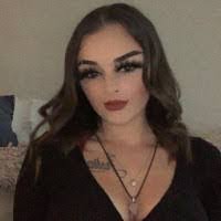 Kirsten Schulz's Instagram, Twitter & Facebook