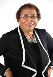 Deanna Eaves's Instagram, Twitter & Facebook