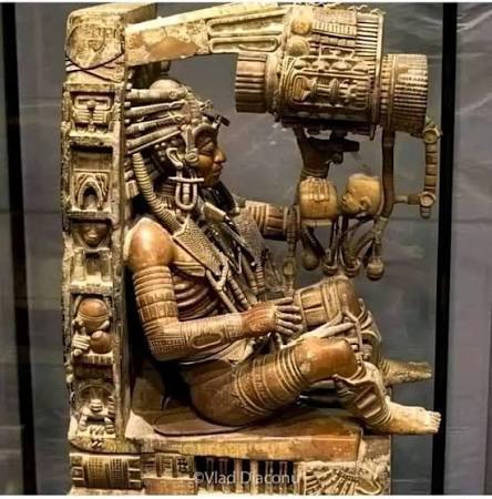 Mayan Palenque astronaut carving meaning?