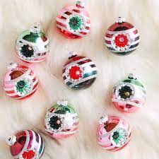 Shiny brite ornaments were created by american businessman max eckardt in 1937. Shiny Brite Ball Ornaments Set Of 9