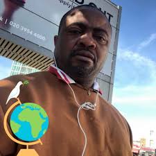 Ashanti and Nelly hit the stage in Miami last night.