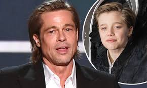 نشر صور نادرة لبراد بيت في المرحلة الدراسية وابنته شيلوه نسخة طبق الأصل Brad Pitt Daughter Kids House