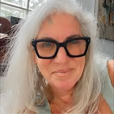 Eileen Horowitz's Instagram, Twitter & Facebook