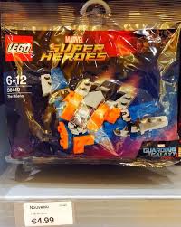 Lego Marvel 30449 The Milano Vu En Vente Au Lego Store De Disney Village Vous Vous Souvenez Probablement Du Polybag 30449 The Lego News Lego Art Lego Disney