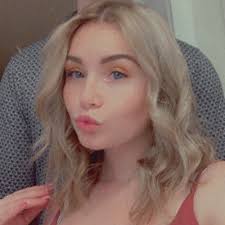 m a d d i e fritz (@_maddiefritz)