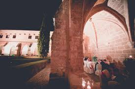 O hotel monasterio de piedra faz parte de um mosteiro do século xii situado no parque natural monasterio de piedra, em aragão. Boda Monasterio De Piedra Zaragoza 7 A Todo Confetti Blog De Bodas Para Novias E Invitadas