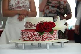 Mettez ces dernières à l'honneur dans un wedding cake gourmand et fruité où elles sont associées à la douceur du chocolat blanc. Wedding Cake France Gateau De Mariage Piece Montee