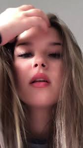 Tegan (@tegan..lowe)