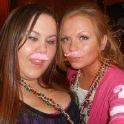 Deanna Randall's Instagram, Twitter & Facebook