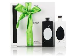 Gift Box 2 7 Oz Extra Virgin Olive Oil 2 8 Oz Vinegar Gaea Olive Oil Hand Painted Gifts Cool Tech Gifts Extra Virgin Olive Oil