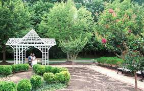 Affordable Wedding Venues That Dont Feel Cheap Here Comes The Guide Wedding Venues Melbourne Cheap Wedding Venues Wedding Venues