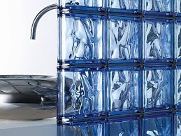 Des Cloisons De Salle De Bains En Briques De Verre Leroy Merlin Pave De Verre Brique En Verre Cloison