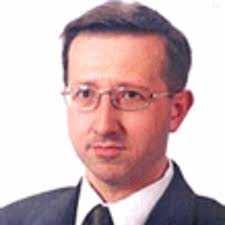 Był działaczem opozycji demokratycznej, premierem, posłem, a także członkiem. Jan Olszewski Head Of Department Rzeszow University Rzeszow Department Of Commercial And Economic Law