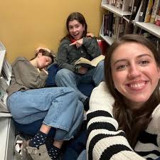 Hi! My name is Lucy Holley, and I'm from the DC area. I'm 100% committed to  Carolina! I'm ISO a roommate and think I might want to live in Cobb with  Honors